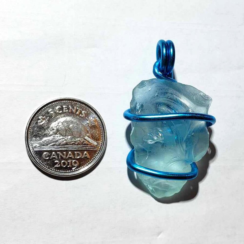 Sae Glass Pendant